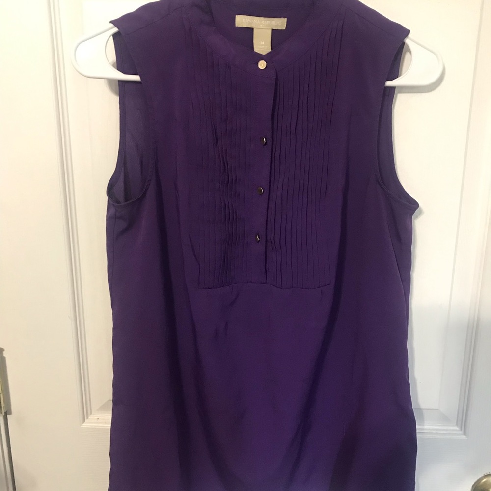 Banana Republic sleeveless blouse